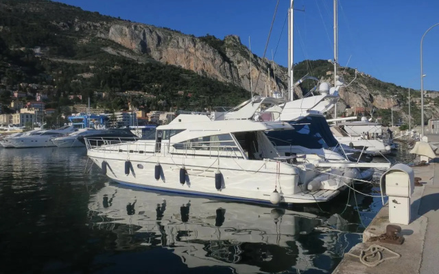 Yacht Summertime 3 Bedrooms