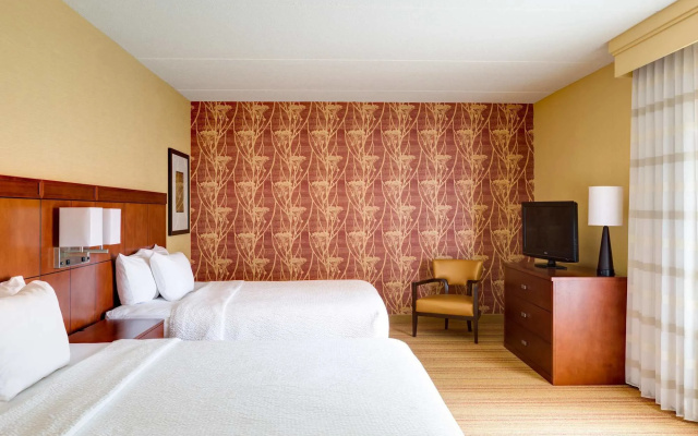 Courtyard by Marriott Pittsburgh Airport