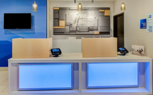 Holiday Inn Express Newberg - Wine Country by IHG