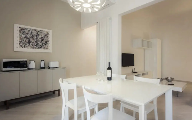 Santa Croce White