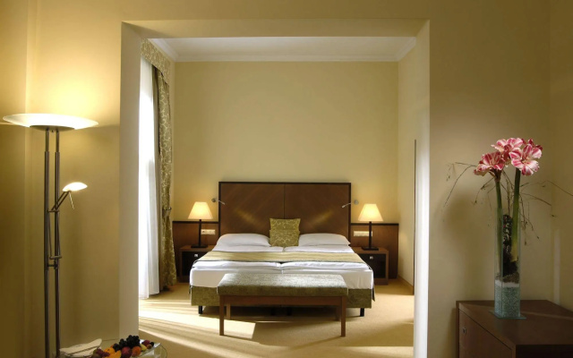 Hotel Warmbaderhof