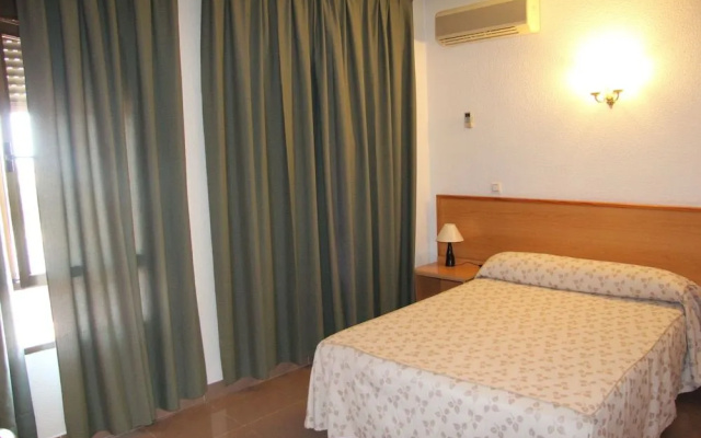 Hostal Cazalegas
