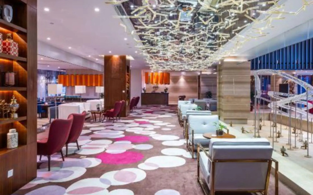 Golden Sun Hotel