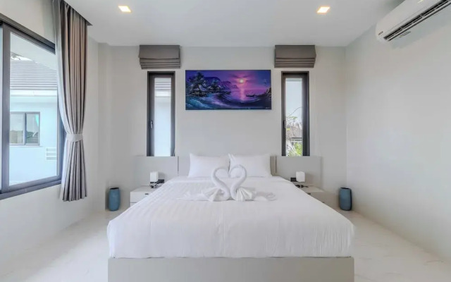 2 Villas 2 Kitchens  Huge Pool V258