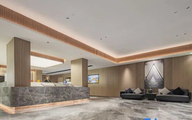 Lingmei International Hotel