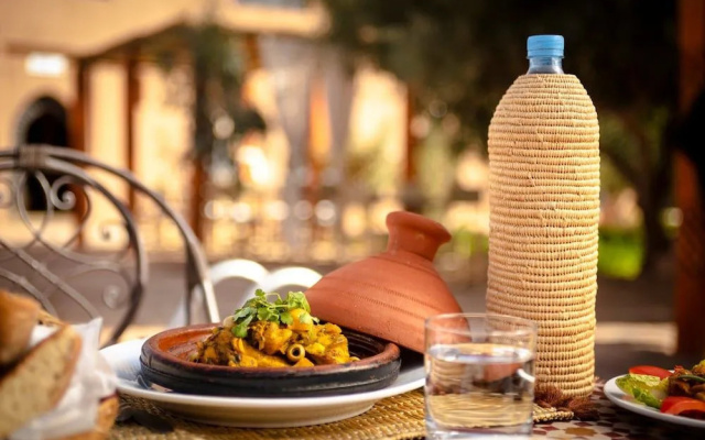 Kasbah Sahara Services-Guest House