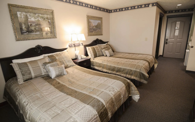 Hearthstone Inn & Suites