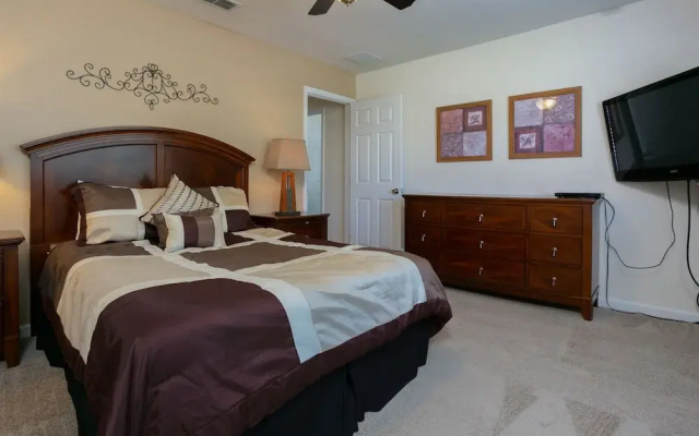Villa 2682 Manesty Windsor Hills