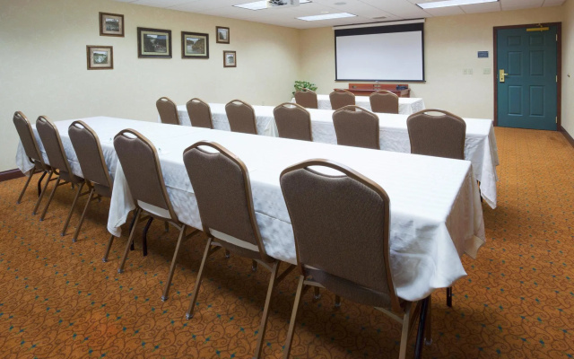 Independence Stay Hotel and Suites
