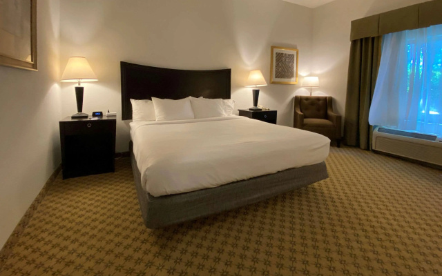 Comfort Inn & Suites Chestertown