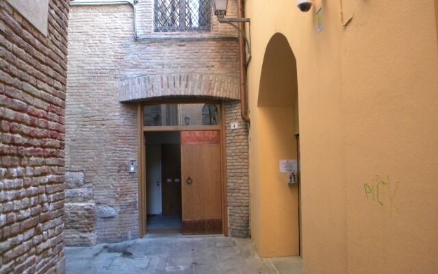 Отель Bologna House Tubertini Италия, Болонья - отзывы, цены и фото номеров - забронировать отель Bologna House Tubertini онлайн вид на фасад