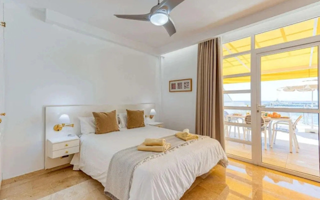 Apartment in Playa de Mogan by the Beach