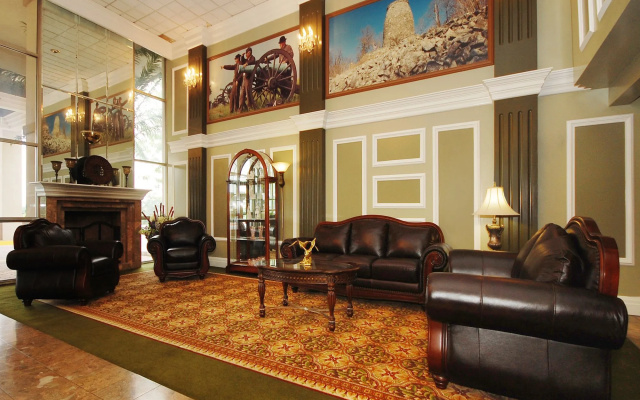 The Plaza Inn & Suites