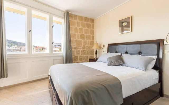 Metropole Luxury Rooms
