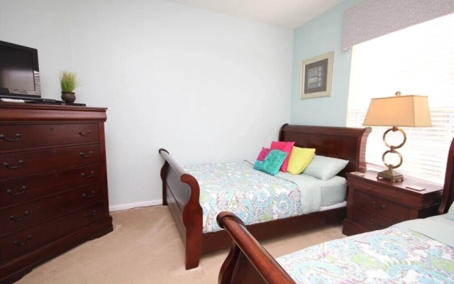 Lake View Paradise 3 Bedroom Condo by RedAwning
