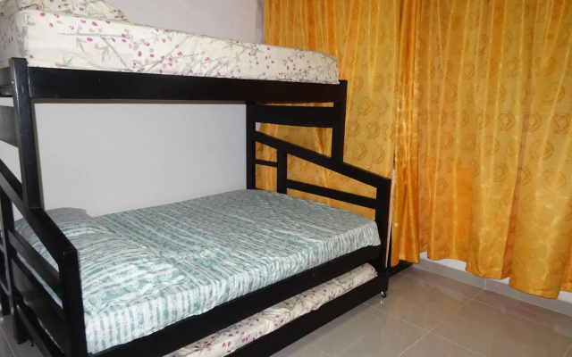 Apartment Overlooking the Beach in El Rodadero