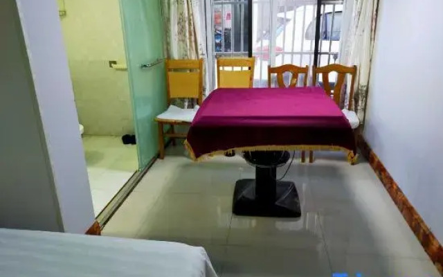Wuwei Leyi Hotel