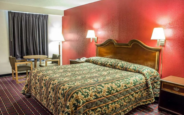 Econo Lodge Henderson
