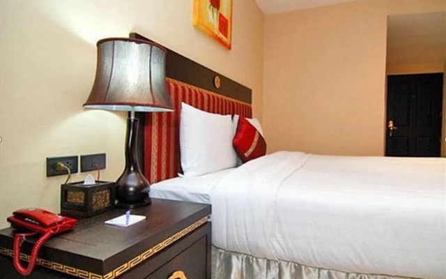 Lucky Palace Hotel
