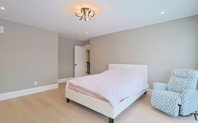 Modern Masterpiece Luxury 6 Bedroom Home