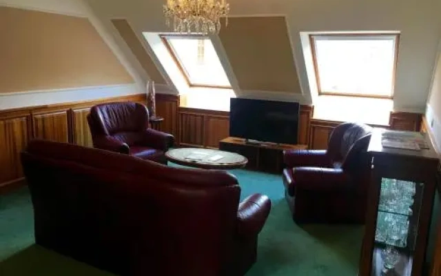 Отель Kastélyhotel Sasvár