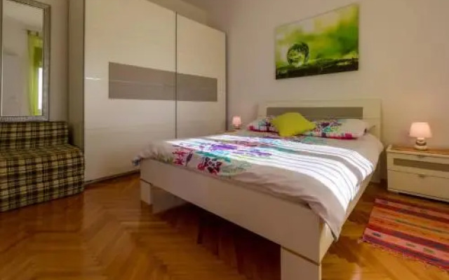 Apartment Lara