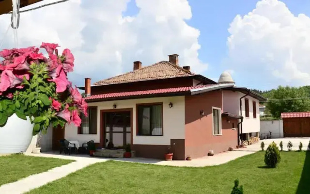 Guest House Tania