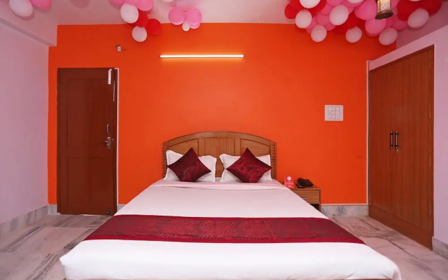 OYO 10994 Hotel Luxury INN