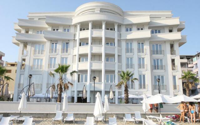 Palace Hotel And Spa Дуррес вид на фасад