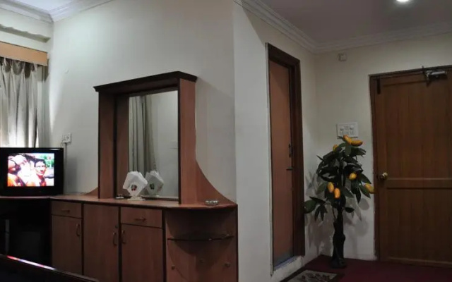 Hotel Megha City