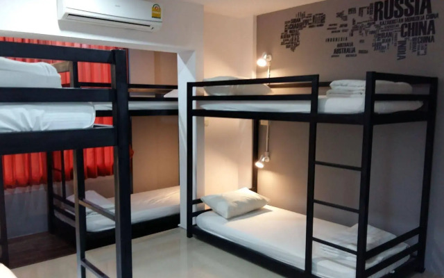 M Hostel Lanta