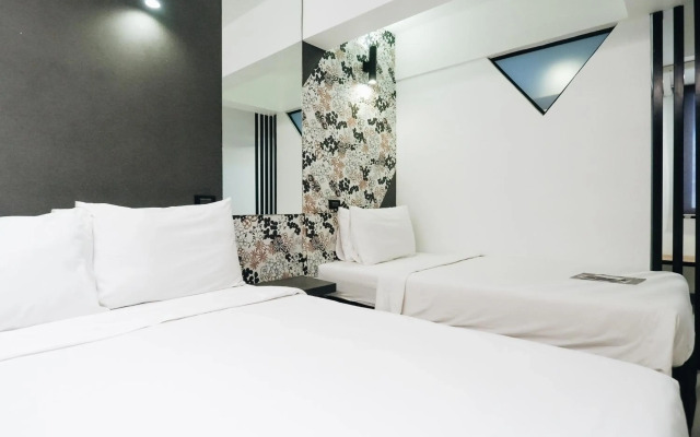 Loyy Hotel