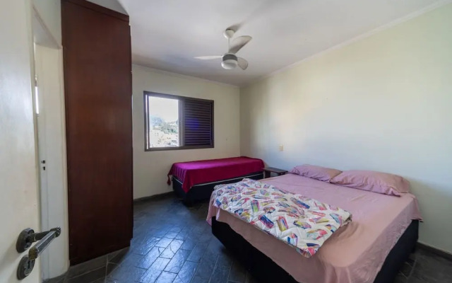 Apartamento Pet Friendly a 450m da Praia Enseada