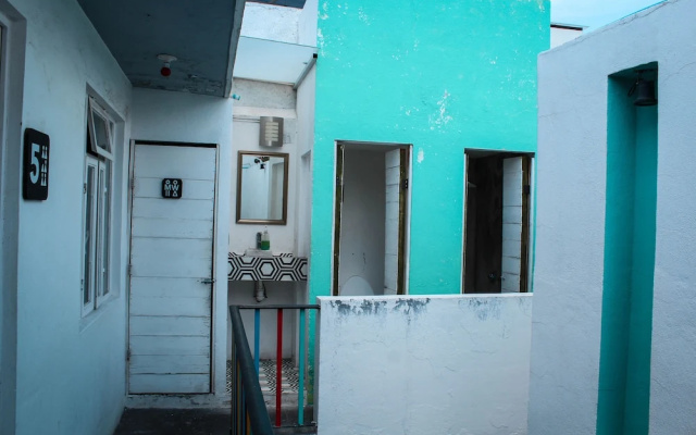 Jirafa Roja Hostel