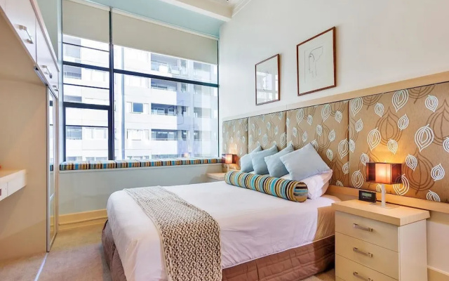 QV Large Penthouse Apartment - 510