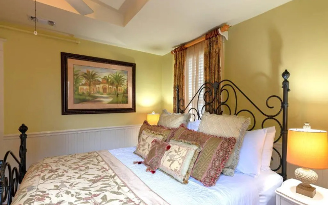 Cedar House Inn