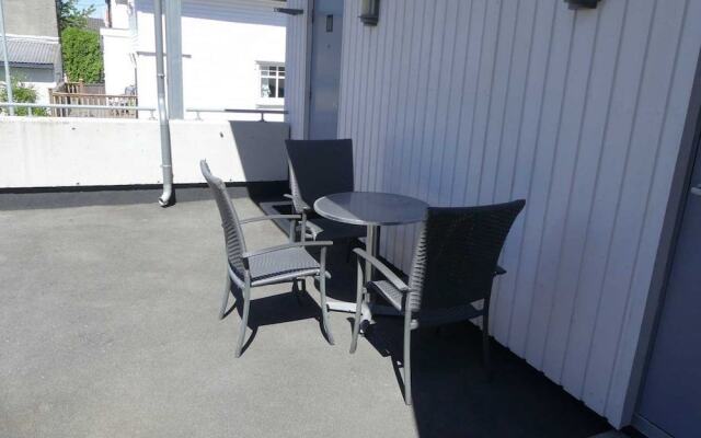 Valhalla Apartment Hotel Фредрикстад