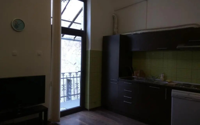 Laura Studio - Central