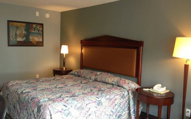 Safari Inn