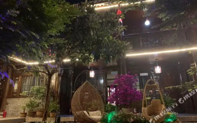Fenghe Lijiang Inn