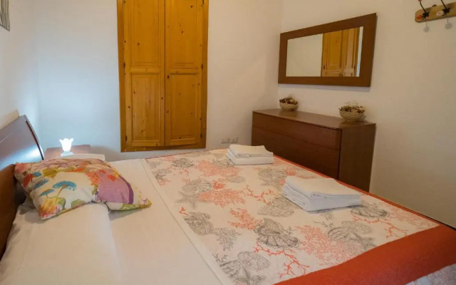 Unda de Ma Apartment with AC & Sea View Balcony