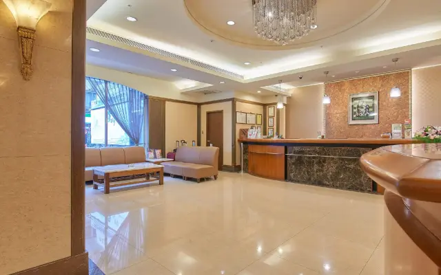 Y Hotel