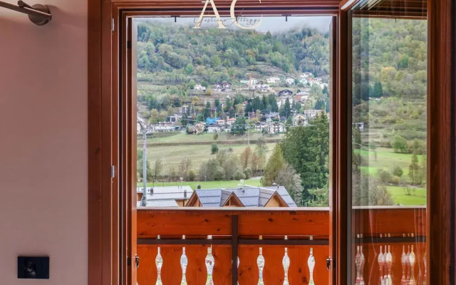 Woodpecker s Chalet in Tem