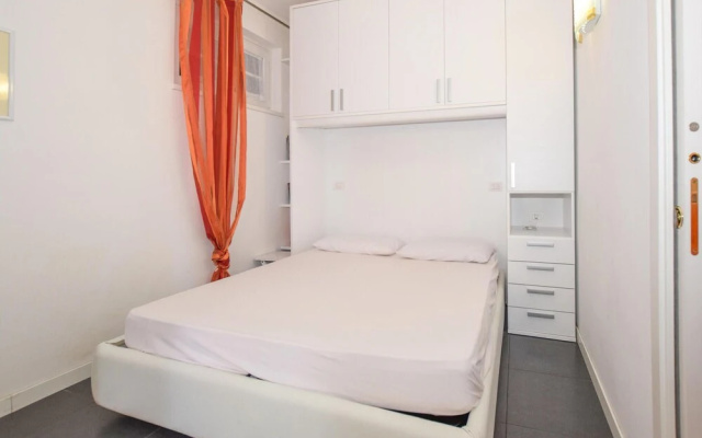 Nice Home in Magliolo With Wifi and 1 Bedrooms