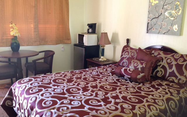 Sonoma Lodge