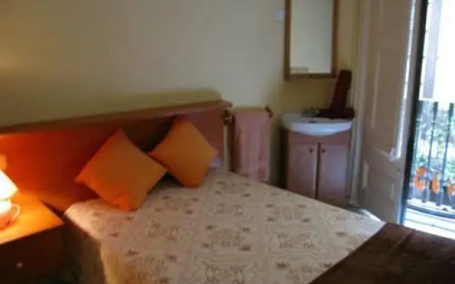 Hostal Colmenero