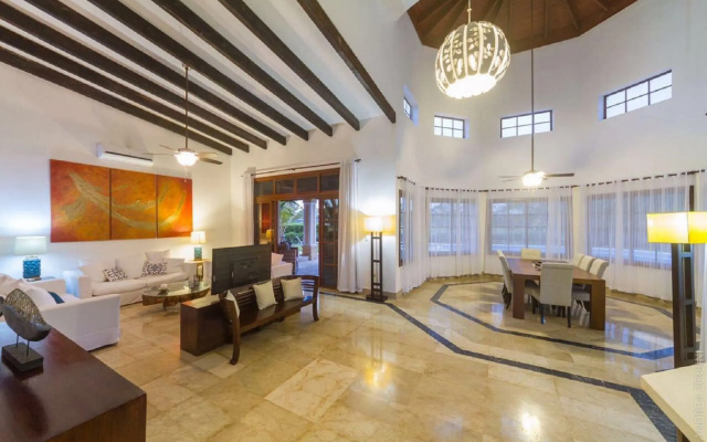 Spectacular villa in Cocotal. Playa Bavaro. Punta