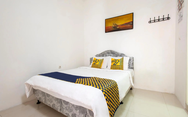SPOT ON 3961 Fico's Residence Syariah