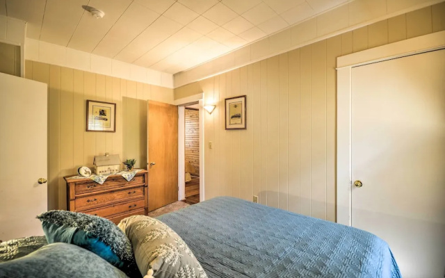Pet-friendly Cody Home - Walk to Main Street!