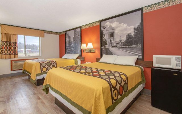 Super 8 by Wyndham Bedford